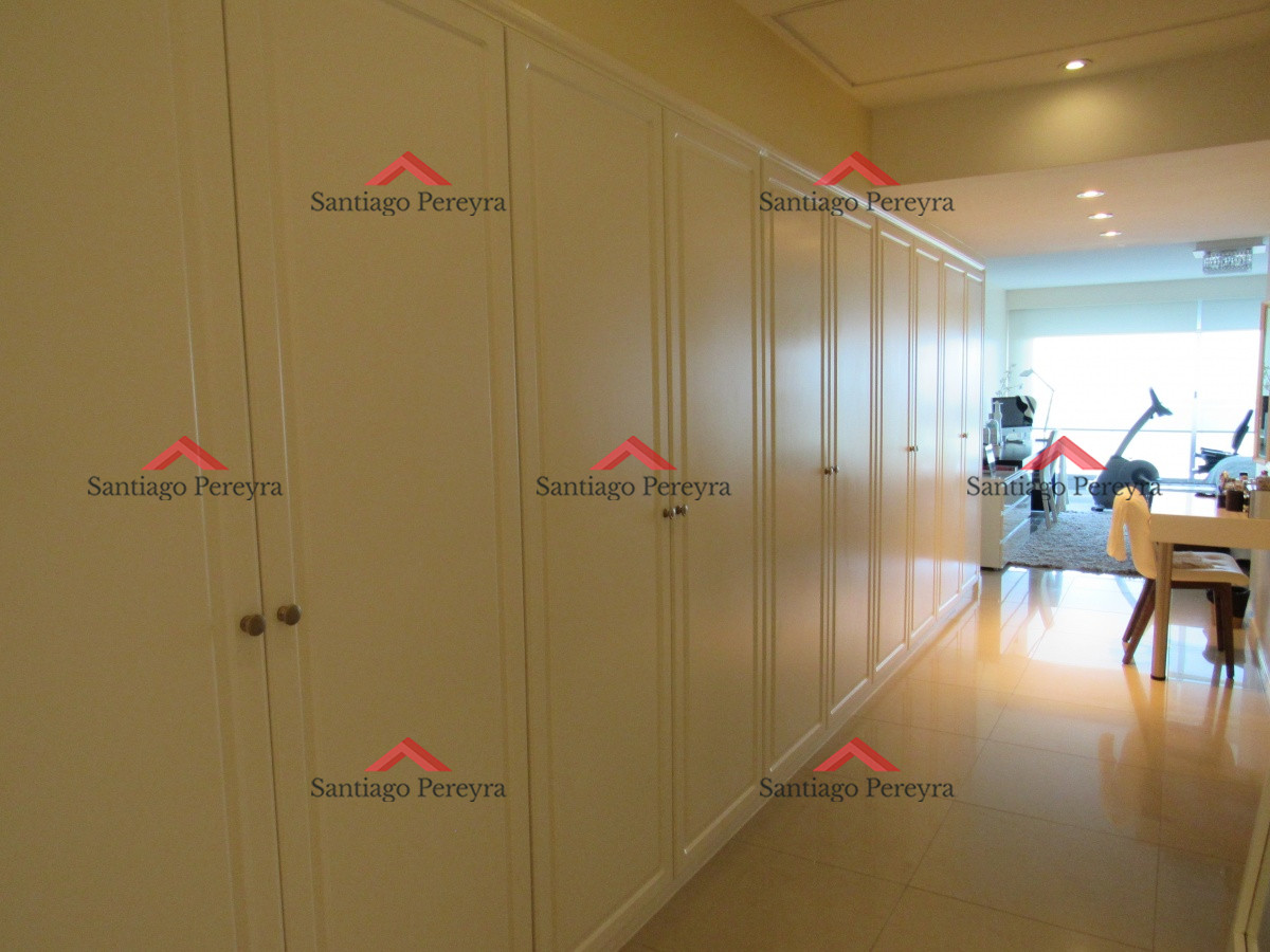 Apartamento ID.3300 - Espectacular Pent House primera linea de lujo en venta, piscina propia, 5 garages, barbacoa