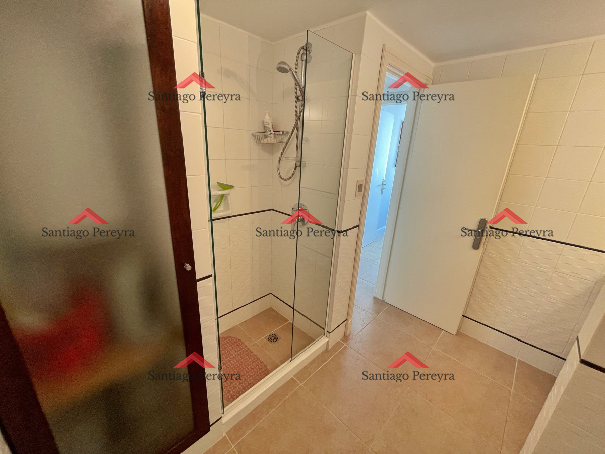 Apartamento ID.2417 - Amplio apartamento con vista al mar 
