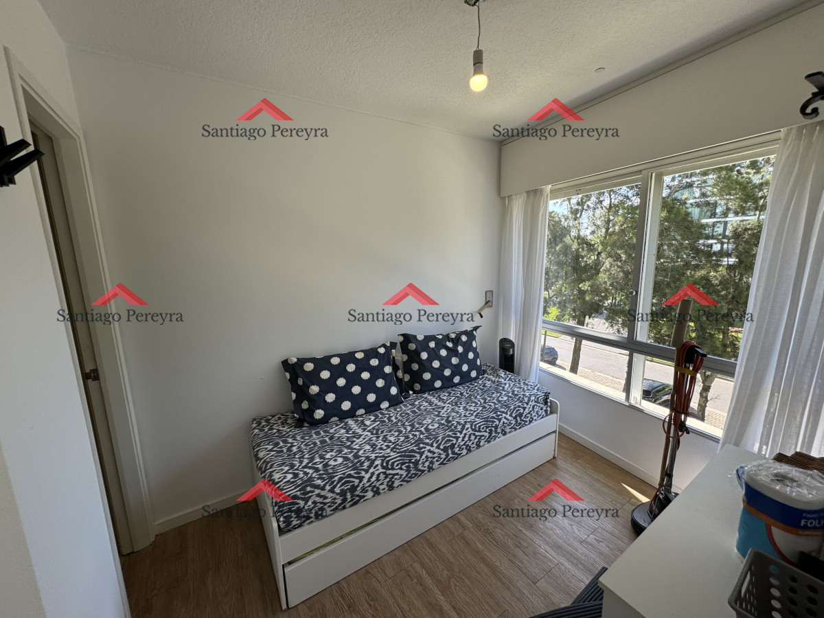 Apartamento ID.2448 - Apartamento en zona Punta Shopping
