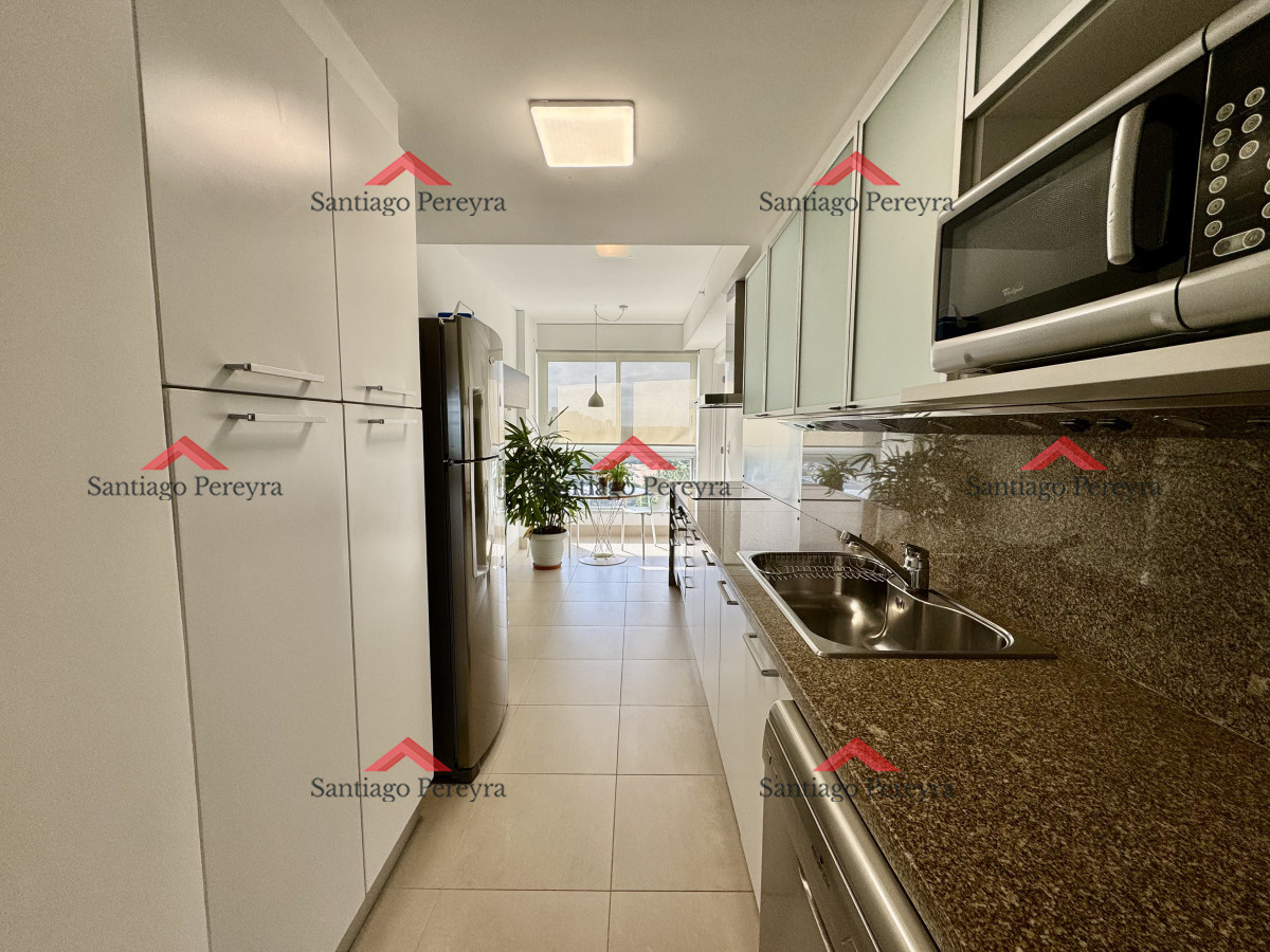 Apartamento ID.16058 - LE PARC en venta, hermosa planta de 2 dormitorios + dependencia