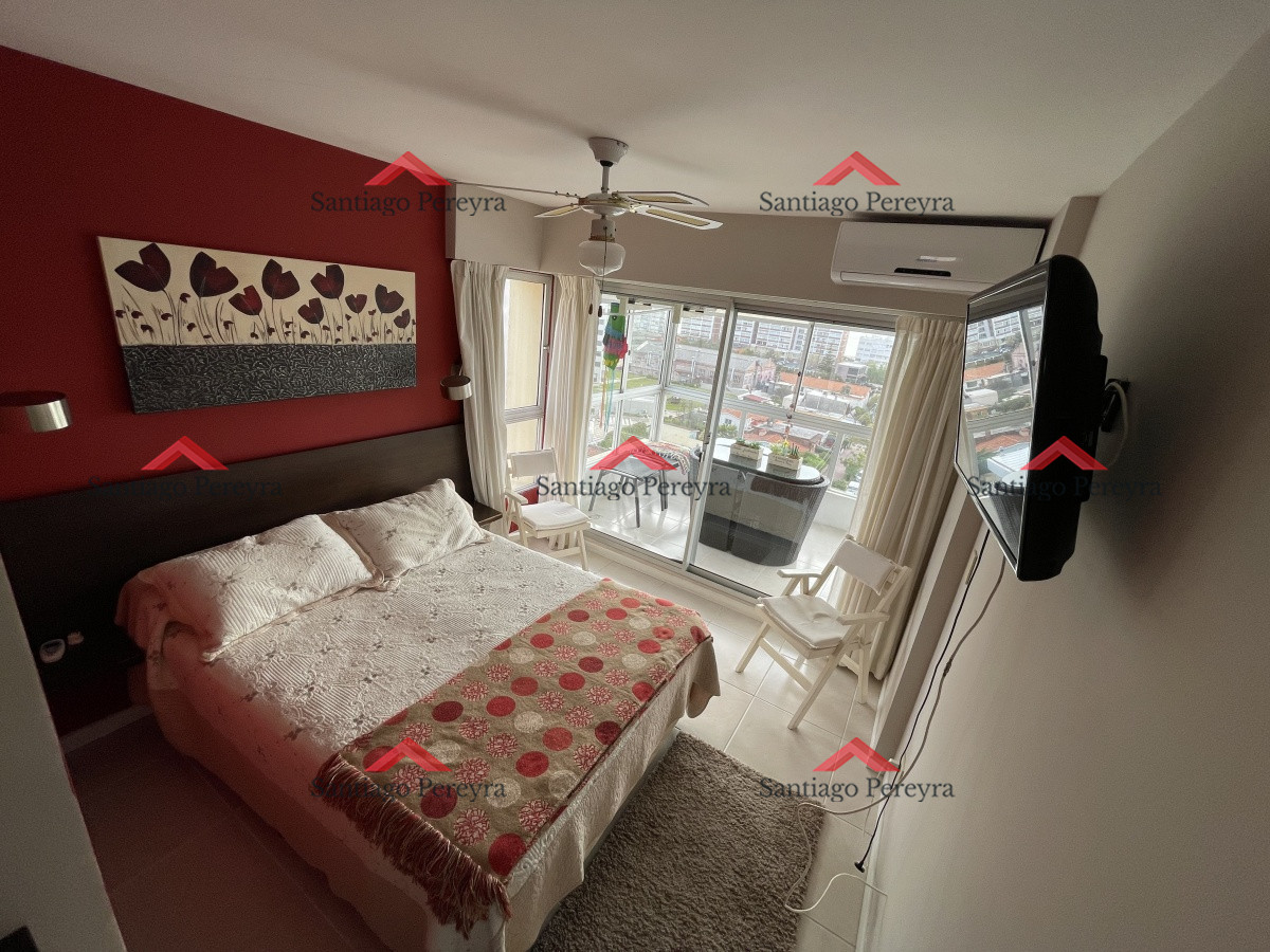 Apartamento ID.3585 - Apartamento de 3 dormitorios con amenities y vista a la isla y los dedos garage en subsuelo lavadero mucama piscina