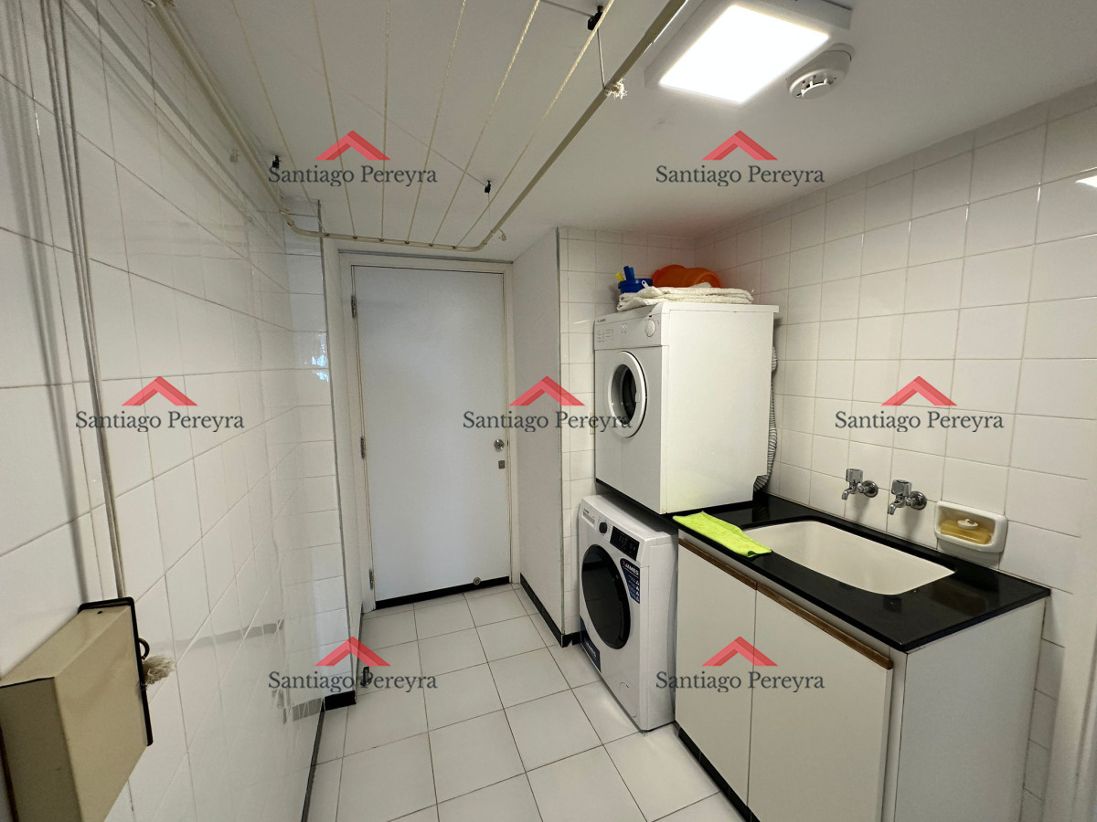 Apartamento ID.3432 - Excelente apartamento en torre de categoría frente a Playa Brava