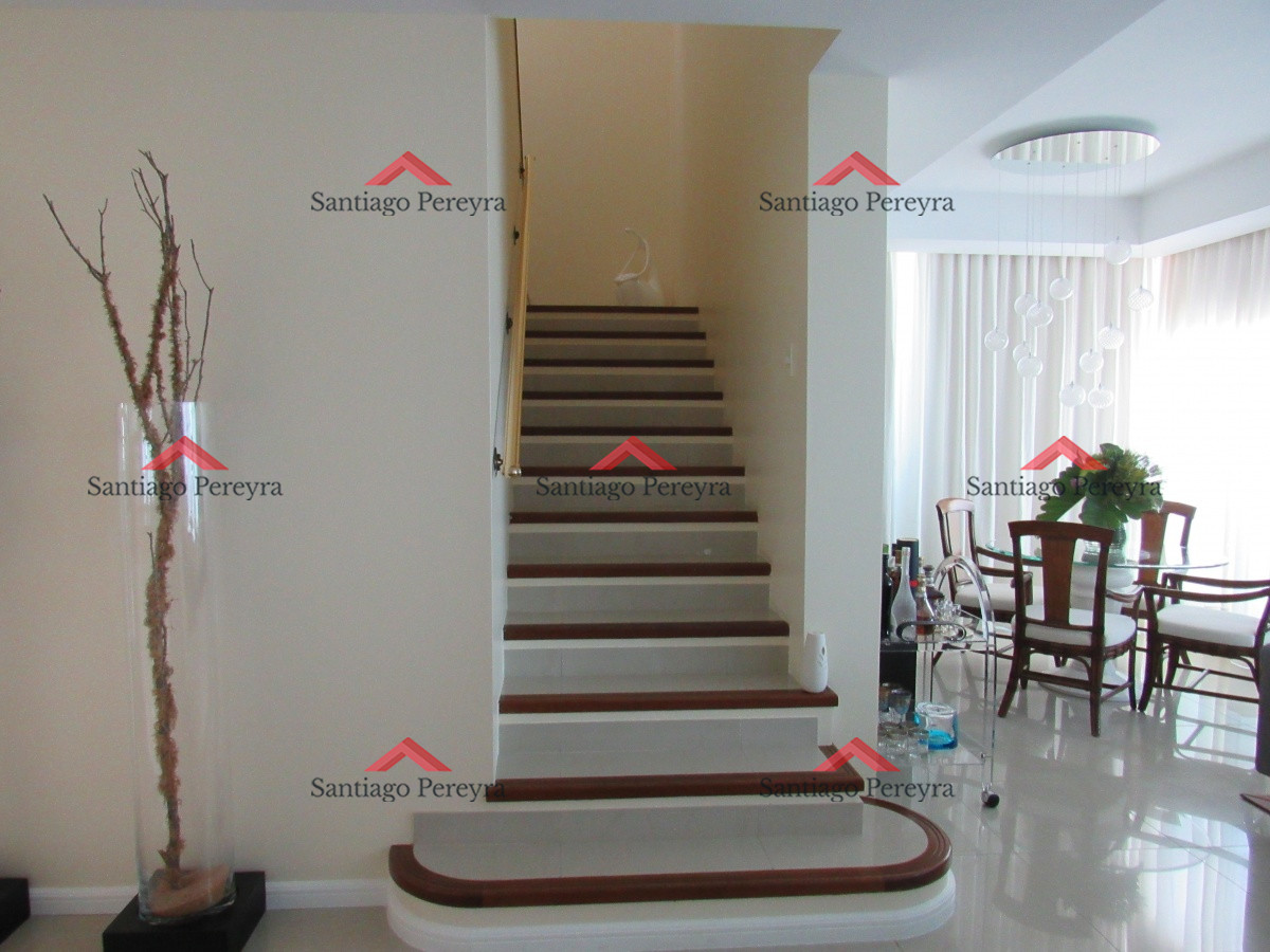 Apartamento ID.3300 - Espectacular Pent House primera linea de lujo en venta, piscina propia, 5 garages, barbacoa