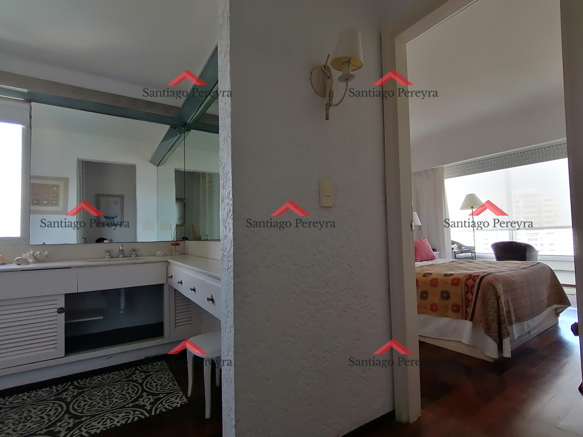 Apartamento ID.837 - Amplio apartamento frente al mar 
