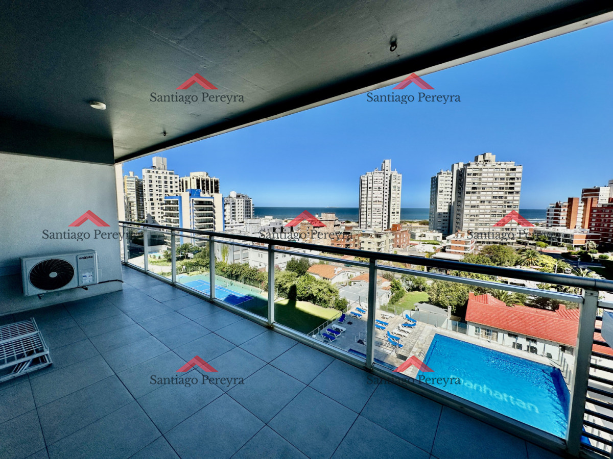 Apartamento ID.16990 - Hermoso apartamento de 2 dormitorios con parrillero propio y vista a playa brava