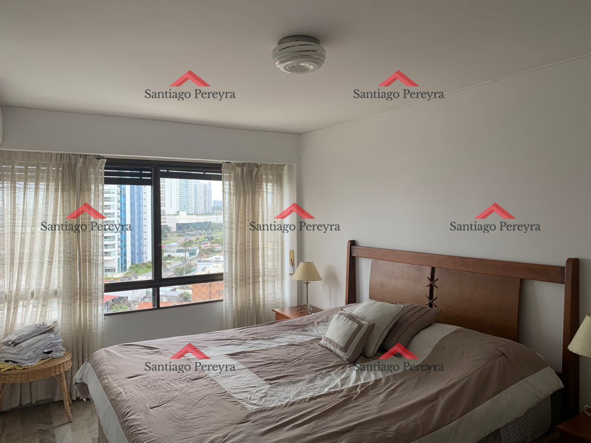 Apartamento ID.2693 - Apartamento en alquiler anual frente al Mar en Playa Brava