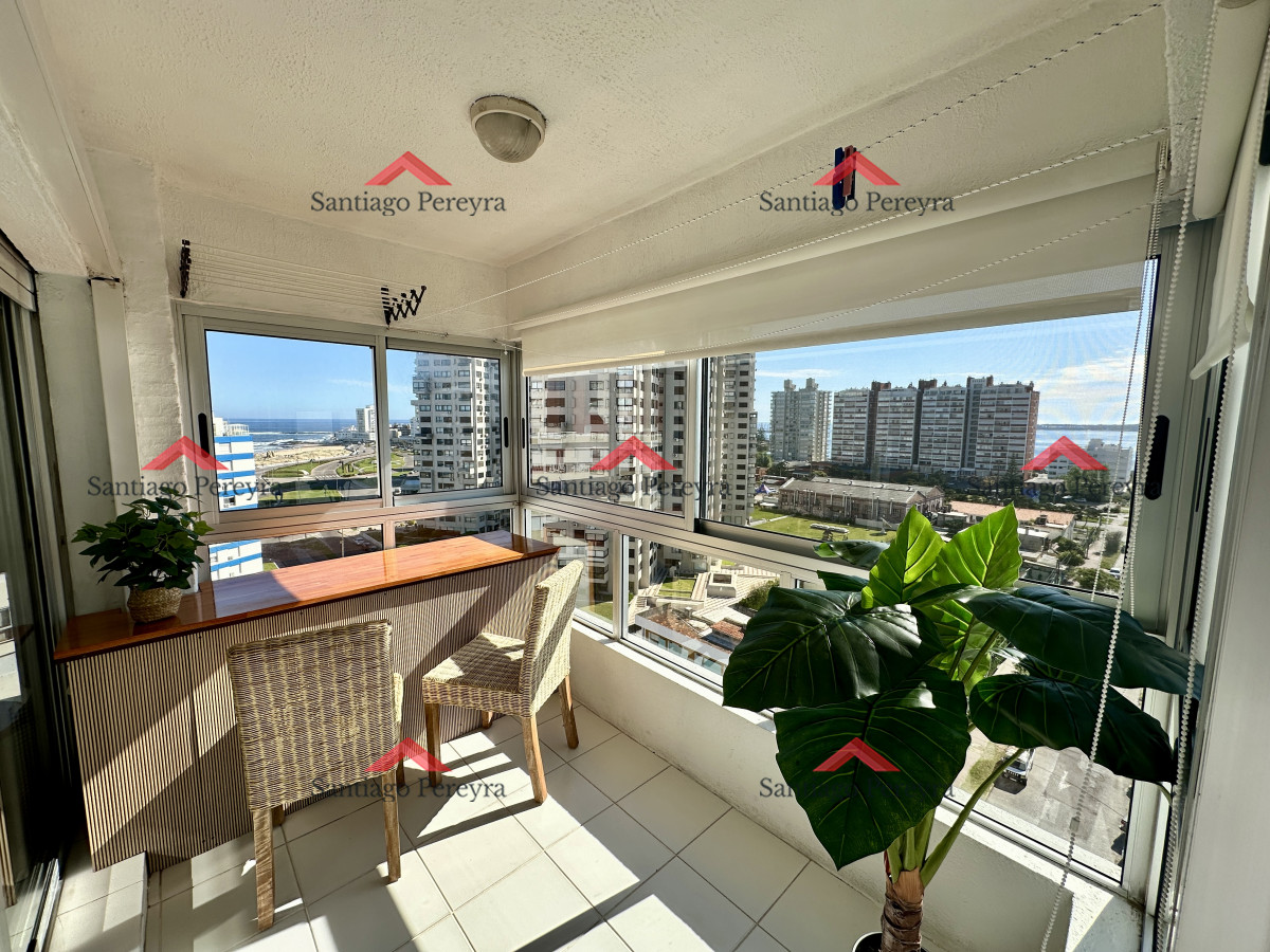 Apartamento ID.1732 - Tres dormitorios en venta con doble garaje