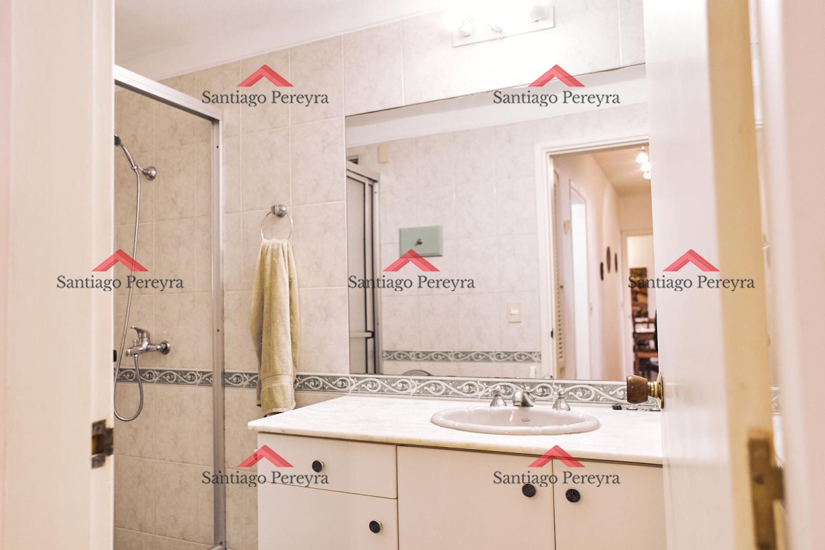 Apartamento ID.14946 - Apartamento de 2 dormitorios en venta