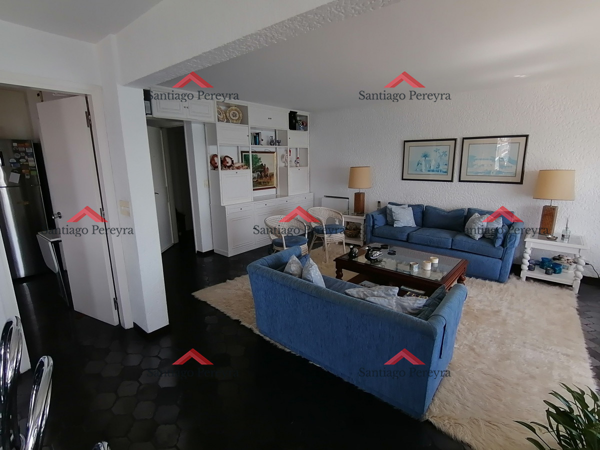 Apartamento ID.837 - Amplio apartamento frente al mar 