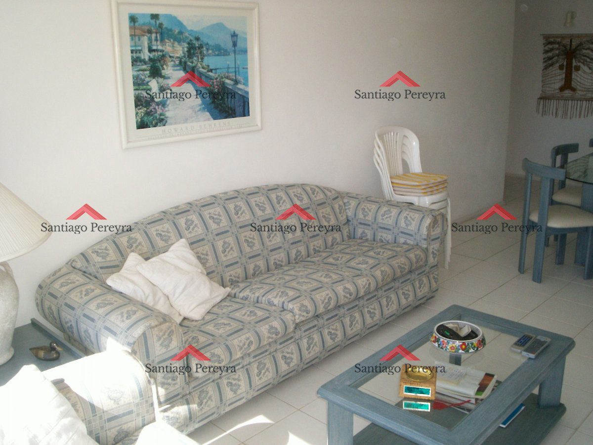 Apartamento ID.1001 - Hermoso apartamento de 3 dormitorios con vista al mar y todos los servicios!!