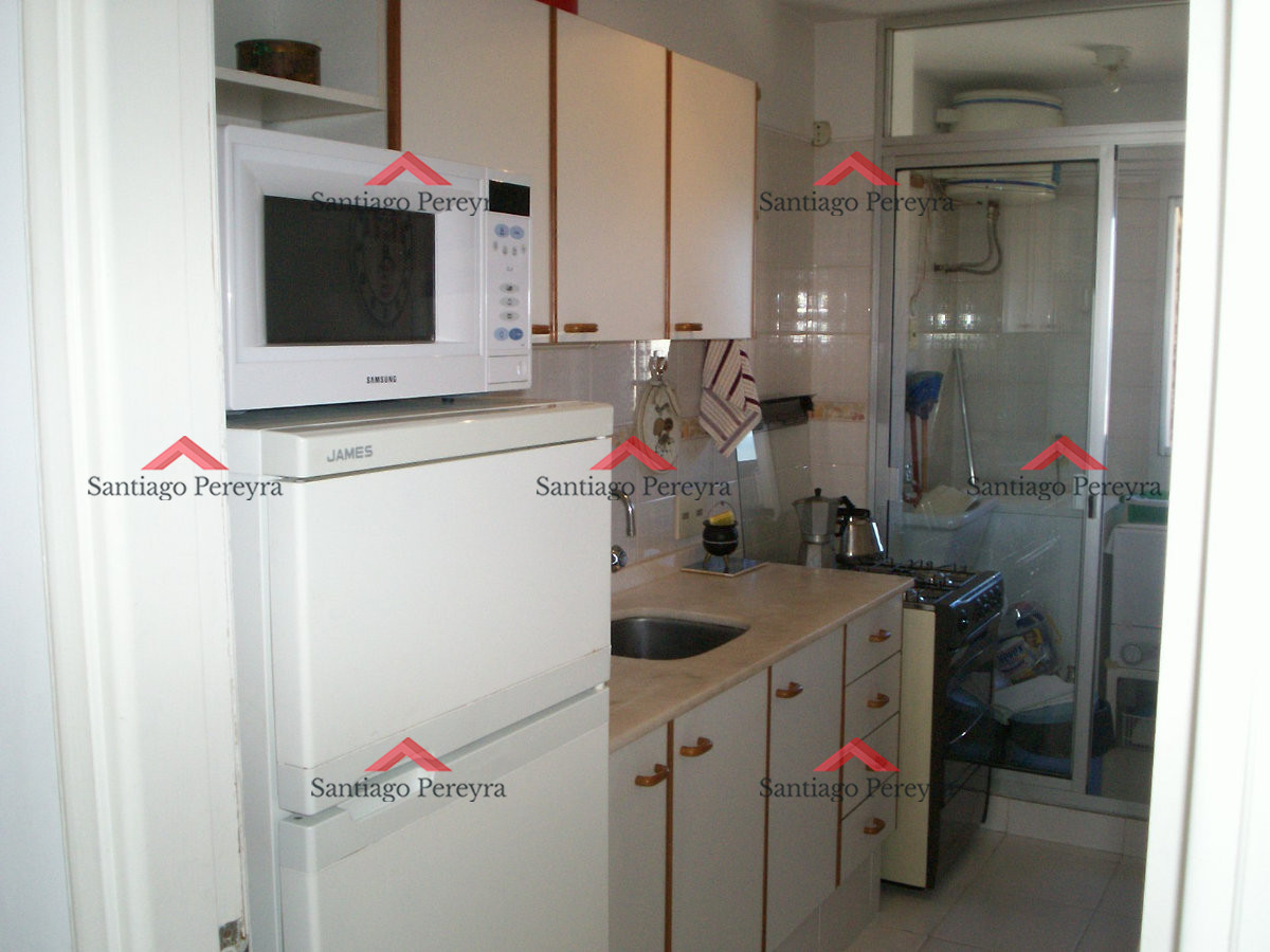 Apartamento ID.1001 - Hermoso apartamento de 3 dormitorios con vista al mar y todos los servicios!!
