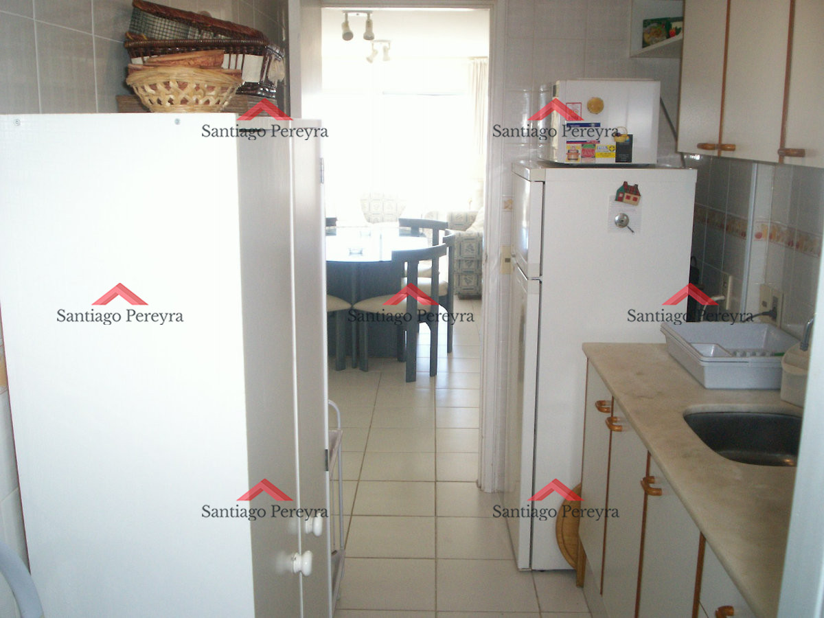 Apartamento ID.1001 - Hermoso apartamento de 3 dormitorios con vista al mar y todos los servicios!!