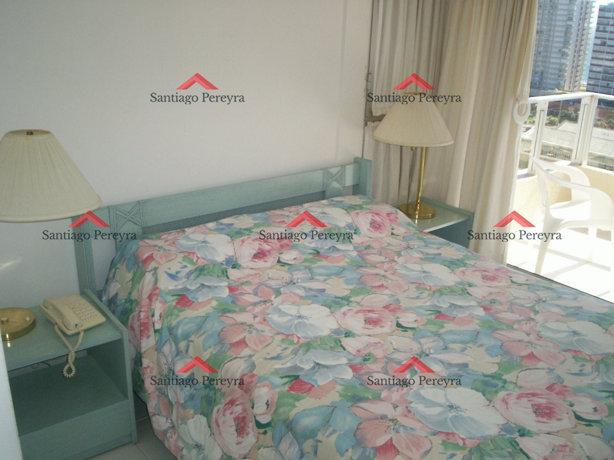 Apartamento ID.1001 - Hermoso apartamento de 3 dormitorios con vista al mar y todos los servicios!!