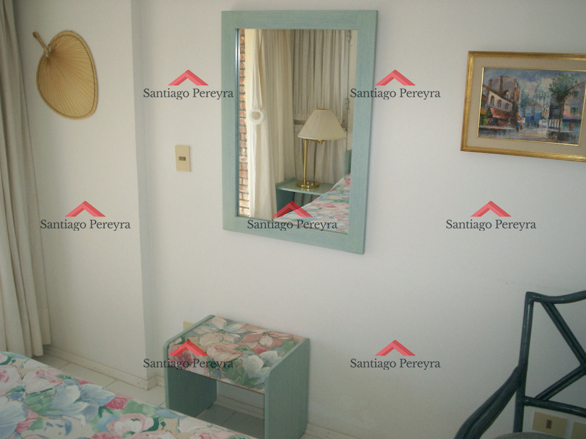 Apartamento ID.1001 - Hermoso apartamento de 3 dormitorios con vista al mar y todos los servicios!!