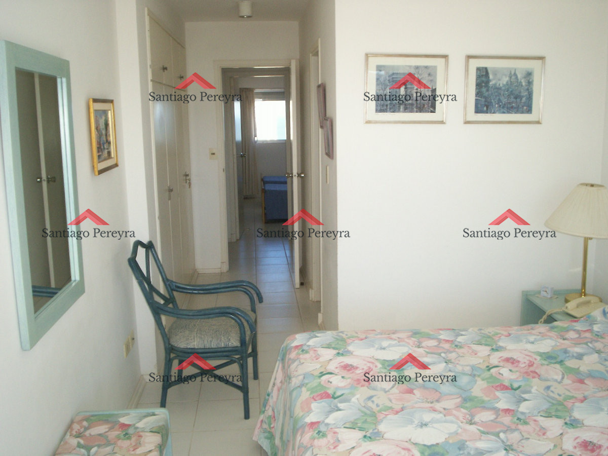Apartamento ID.1001 - Hermoso apartamento de 3 dormitorios con vista al mar y todos los servicios!!