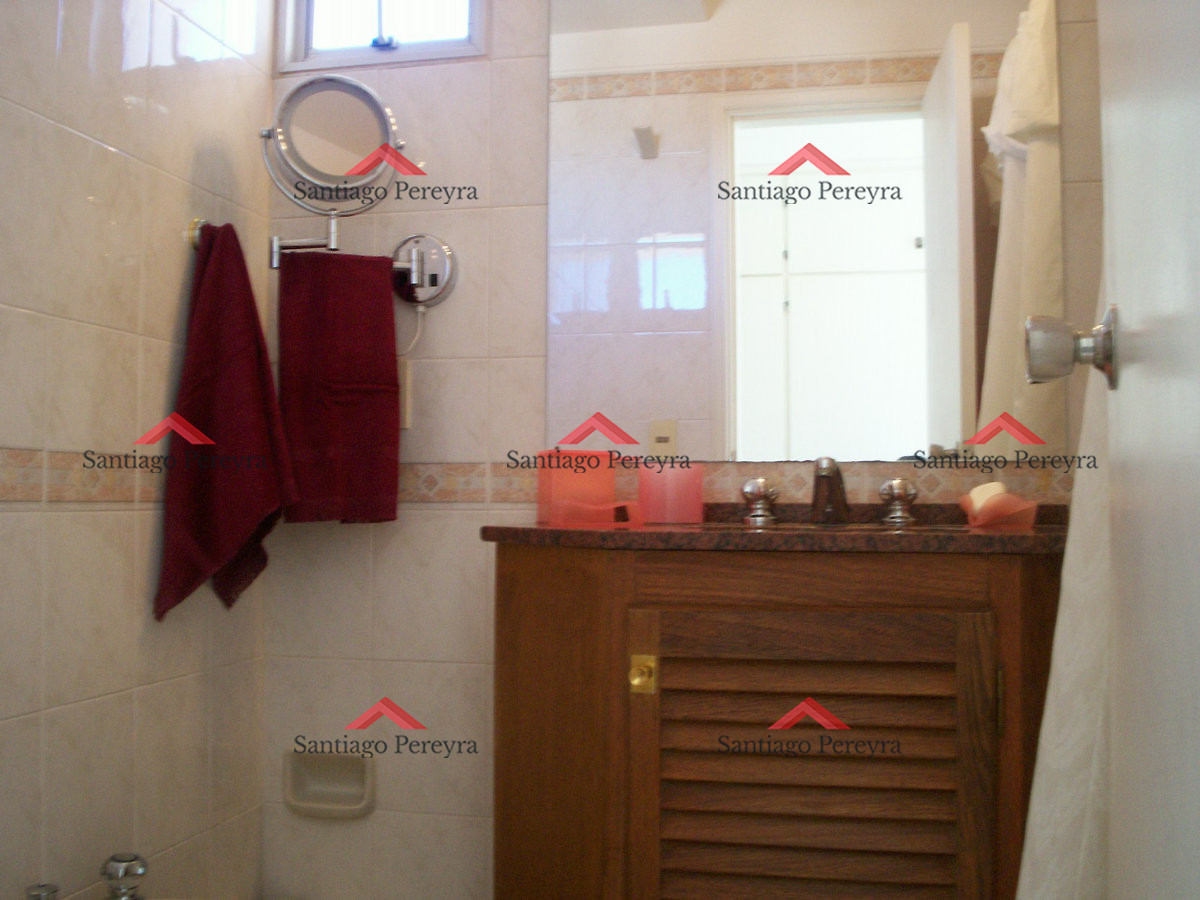 Apartamento ID.1001 - Hermoso apartamento de 3 dormitorios con vista al mar y todos los servicios!!