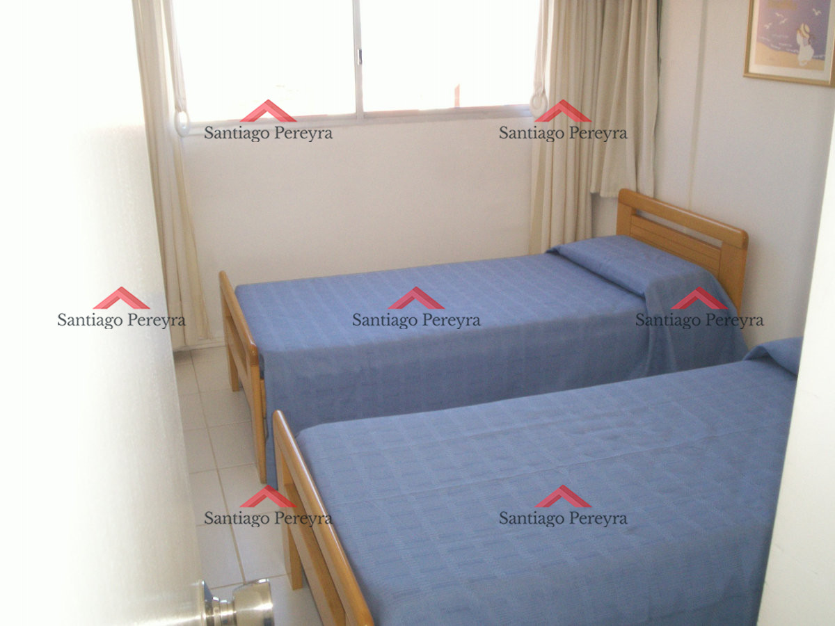 Apartamento ID.1001 - Hermoso apartamento de 3 dormitorios con vista al mar y todos los servicios!!