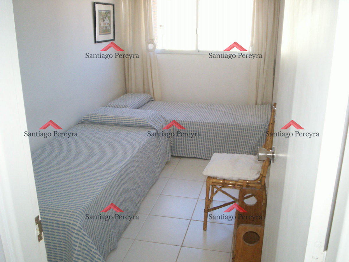 Apartamento ID.1001 - Hermoso apartamento de 3 dormitorios con vista al mar y todos los servicios!!