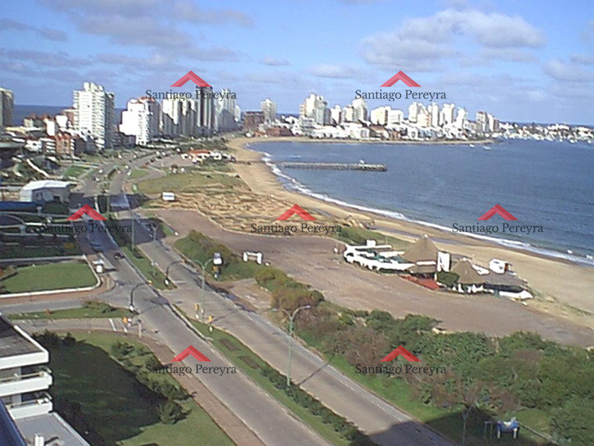 Apartamento ID.1111 - Apartamento en venta primera fila de Playa Mansa