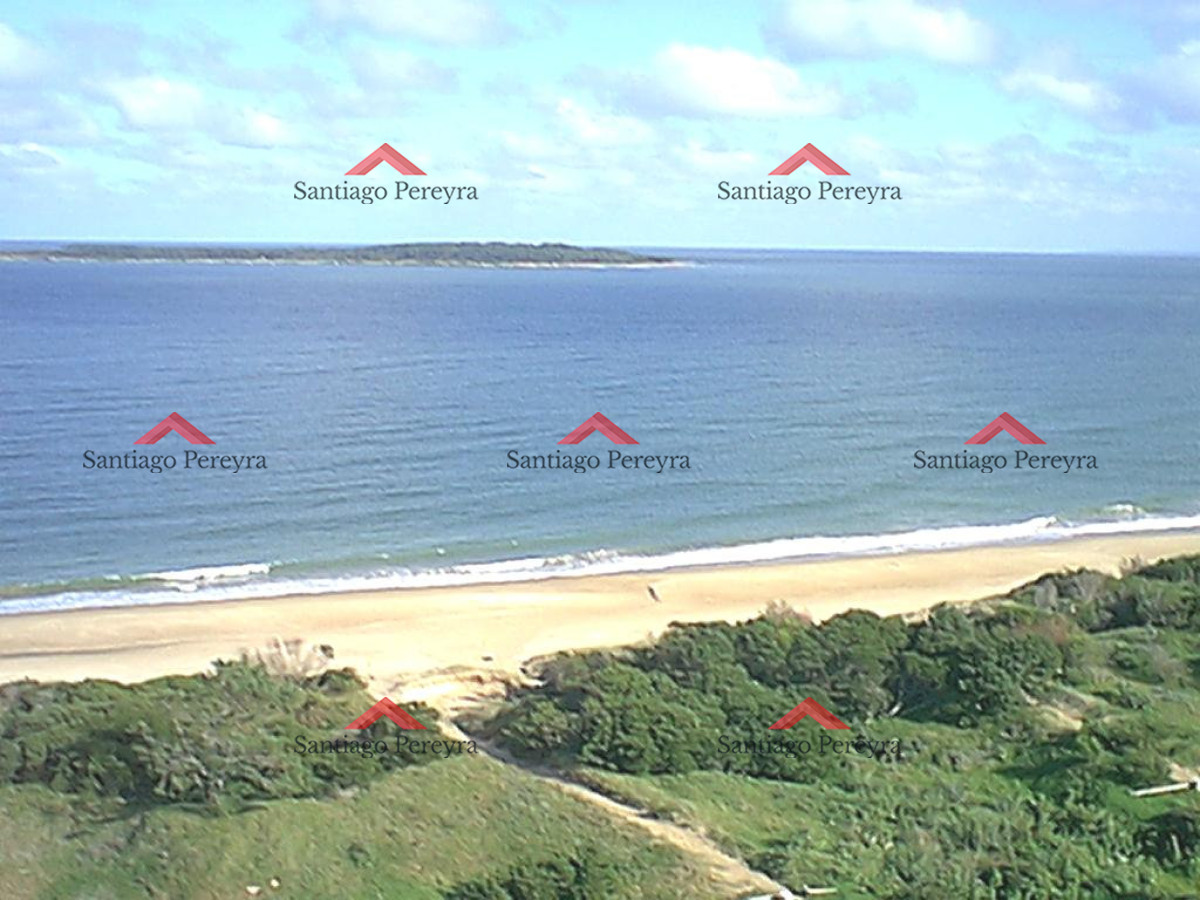 Apartamento ID.1111 - Apartamento en venta primera fila de Playa Mansa