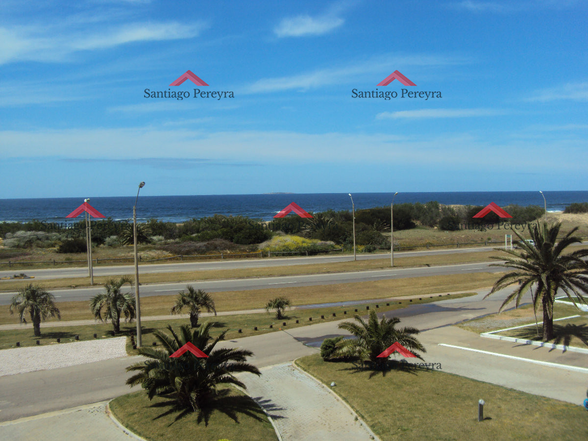 Apartamento ID.2152 - Apartamento de  categoría en primera línea de Playa Brava