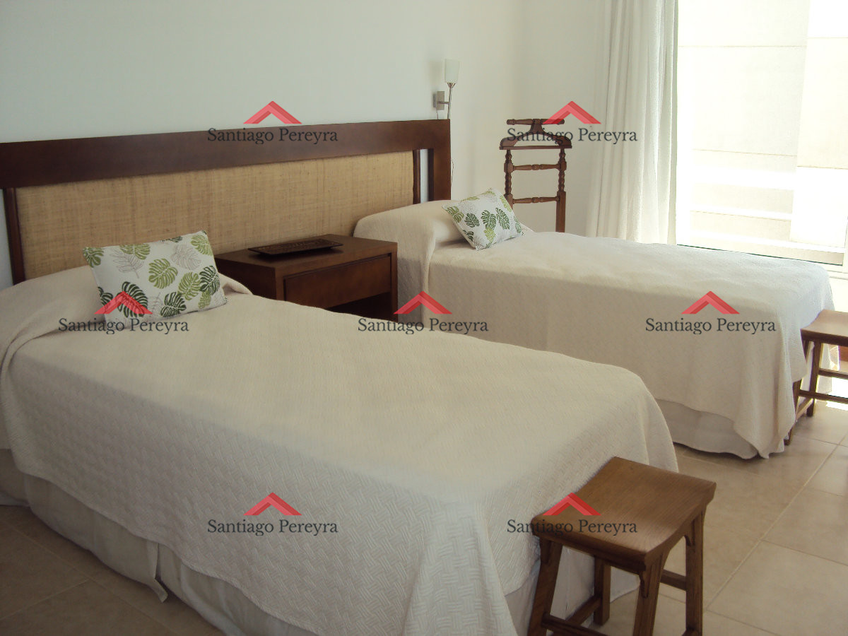 Apartamento ID.2152 - Apartamento de  categoría en primera línea de Playa Brava
