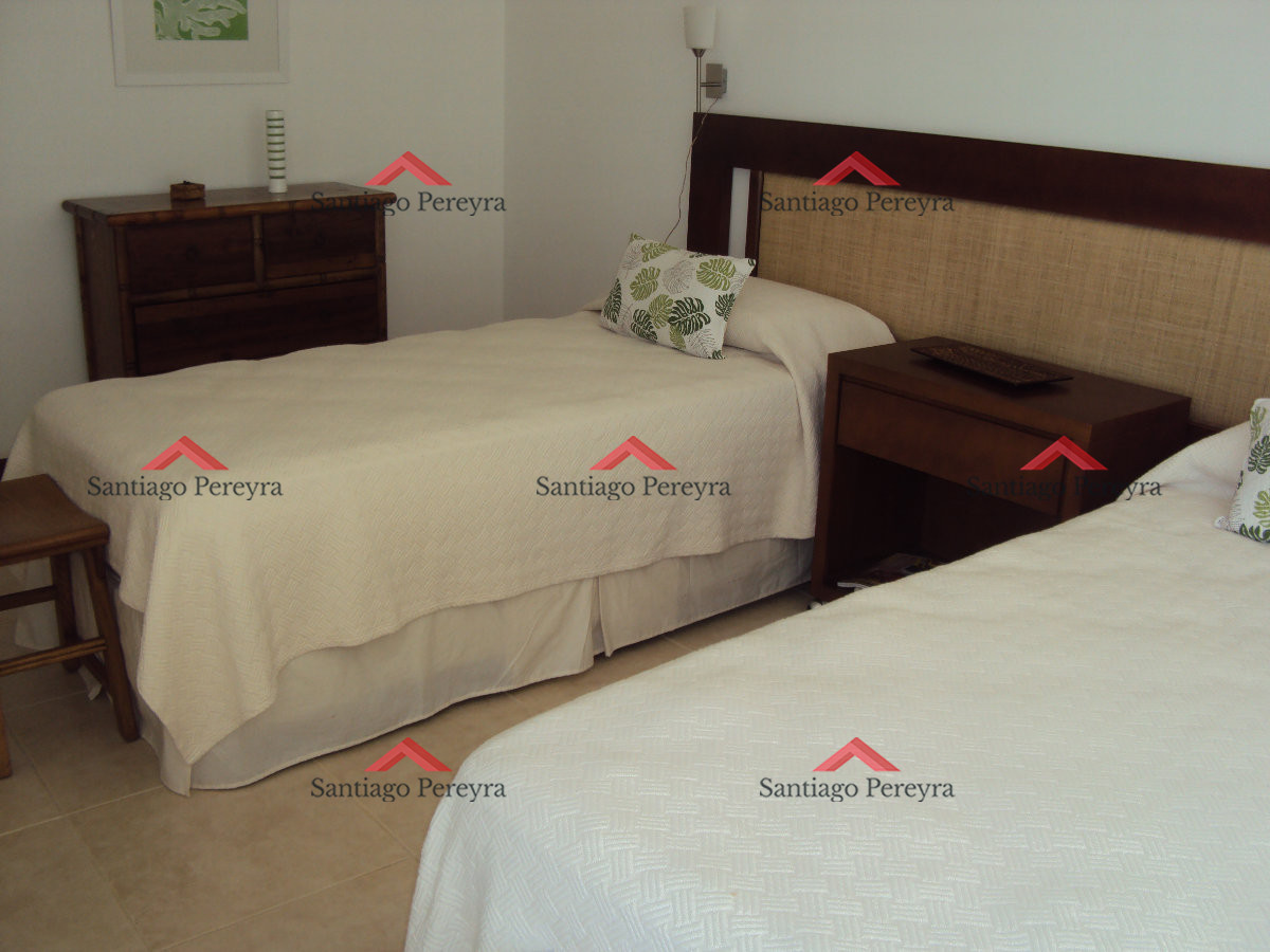 Apartamento ID.2152 - Apartamento de  categoría en primera línea de Playa Brava