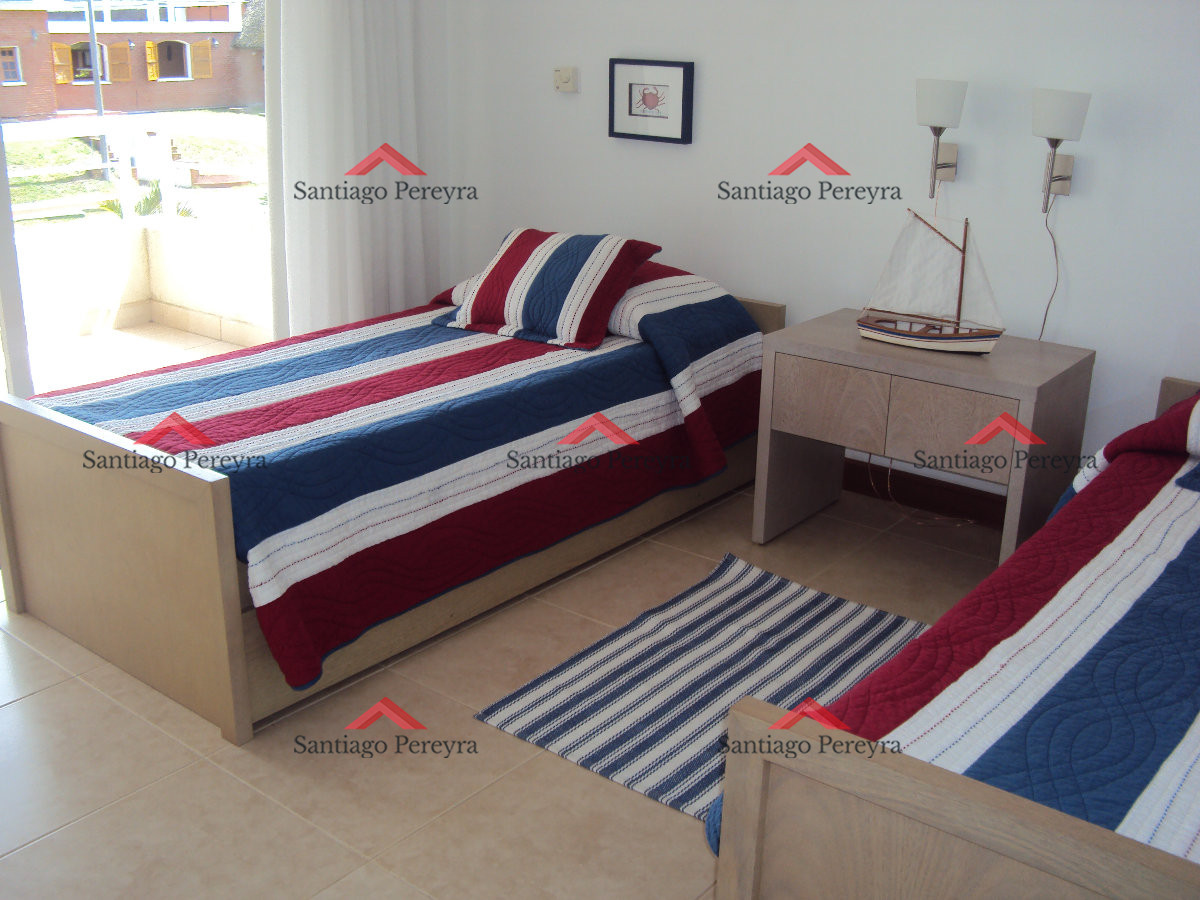 Apartamento ID.2152 - Apartamento de  categoría en primera línea de Playa Brava