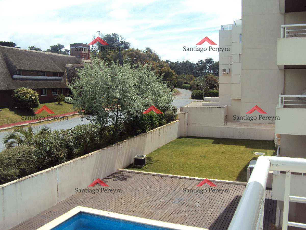Apartamento ID.2152 - Apartamento de  categoría en primera línea de Playa Brava