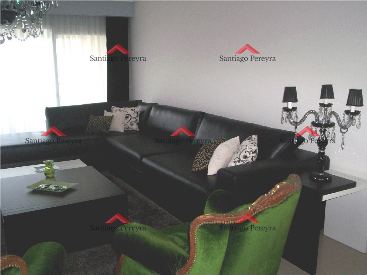 Apartamento ID.2210 - Torre de Primer nivel frente al mar