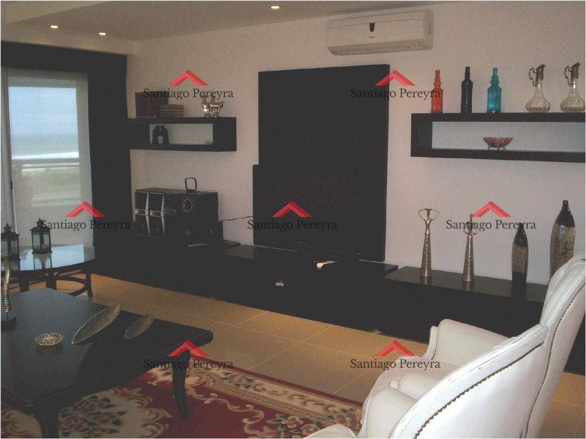 Apartamento ID.2211 - Torre de primer nivel frenta al mar
