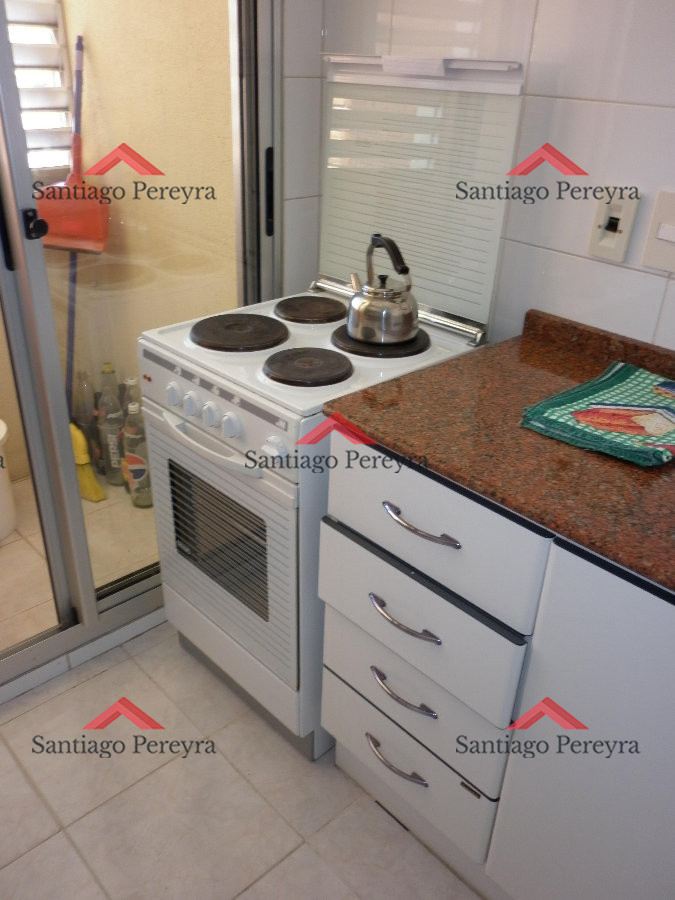 Apartamento ID.2473 - Lindo apartamento de 2 dormitorios con 2 baños