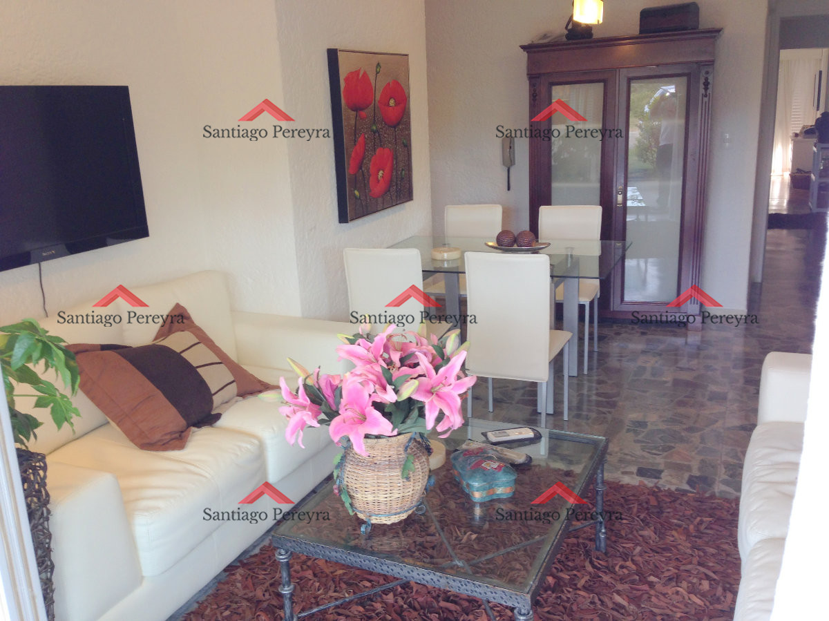 Apartamento ID.3066 - Apartamento primer piso en edificio frente al mar