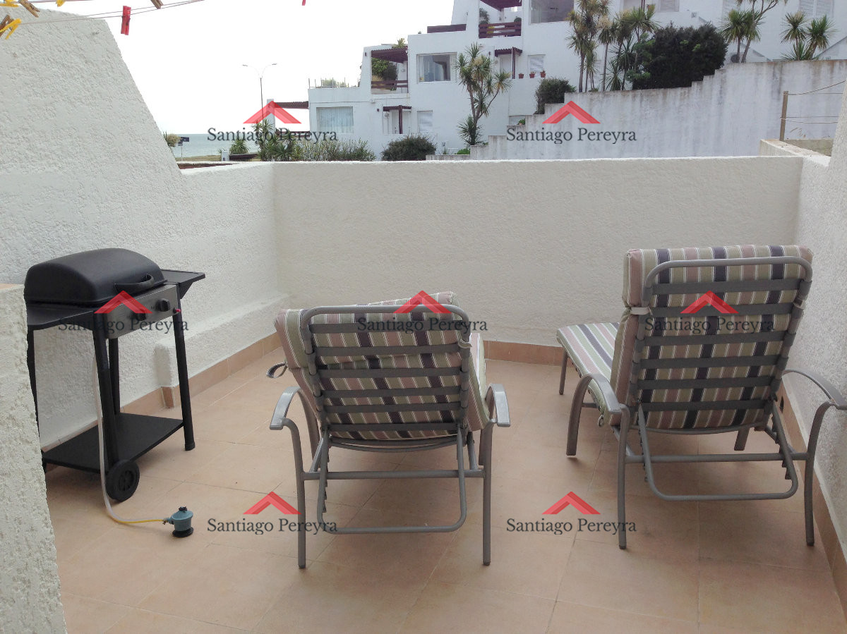 Apartamento ID.3066 - Apartamento primer piso en edificio frente al mar