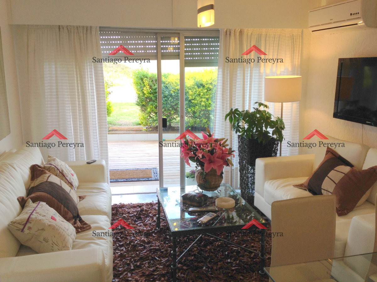 Apartamento ID.3066 - Apartamento primer piso en edificio frente al mar