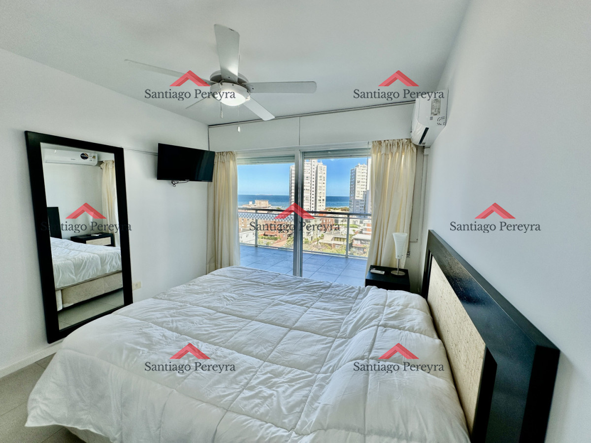 Apartamento ID.16990 - Hermoso apartamento de 2 dormitorios con parrillero propio y vista a playa brava