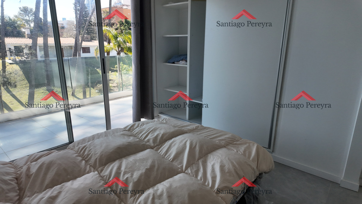 Apartamento ID.16563 - Apartamento 2 dormitorios Bajos gastos gran terraza playa mansa