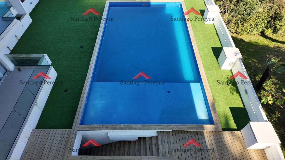 Apartamento ID.16563 - Apartamento 2 dormitorios Bajos gastos gran terraza playa mansa