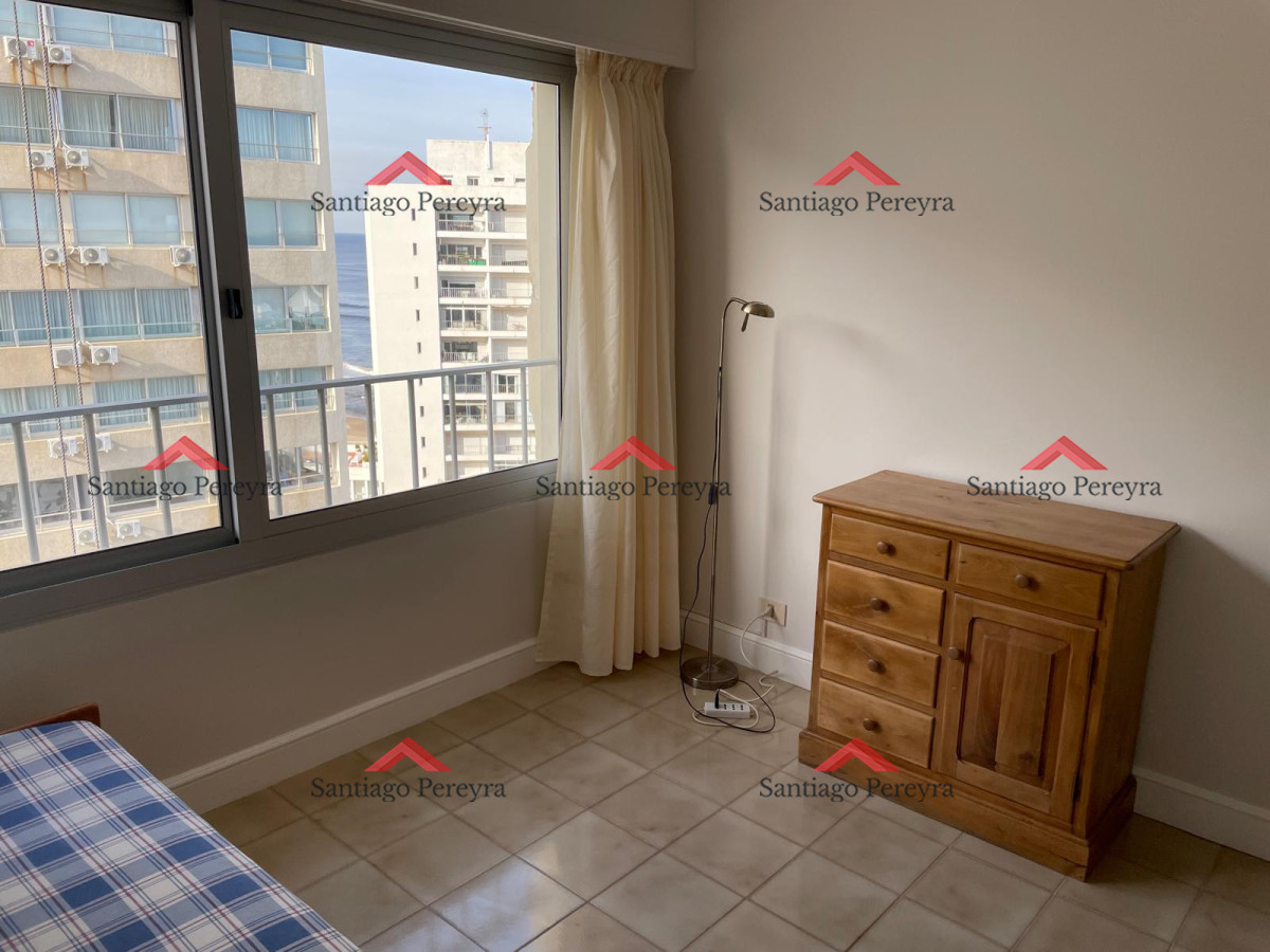 Apartamento ID.2417 - Amplio apartamento con vista al mar en Peninsula