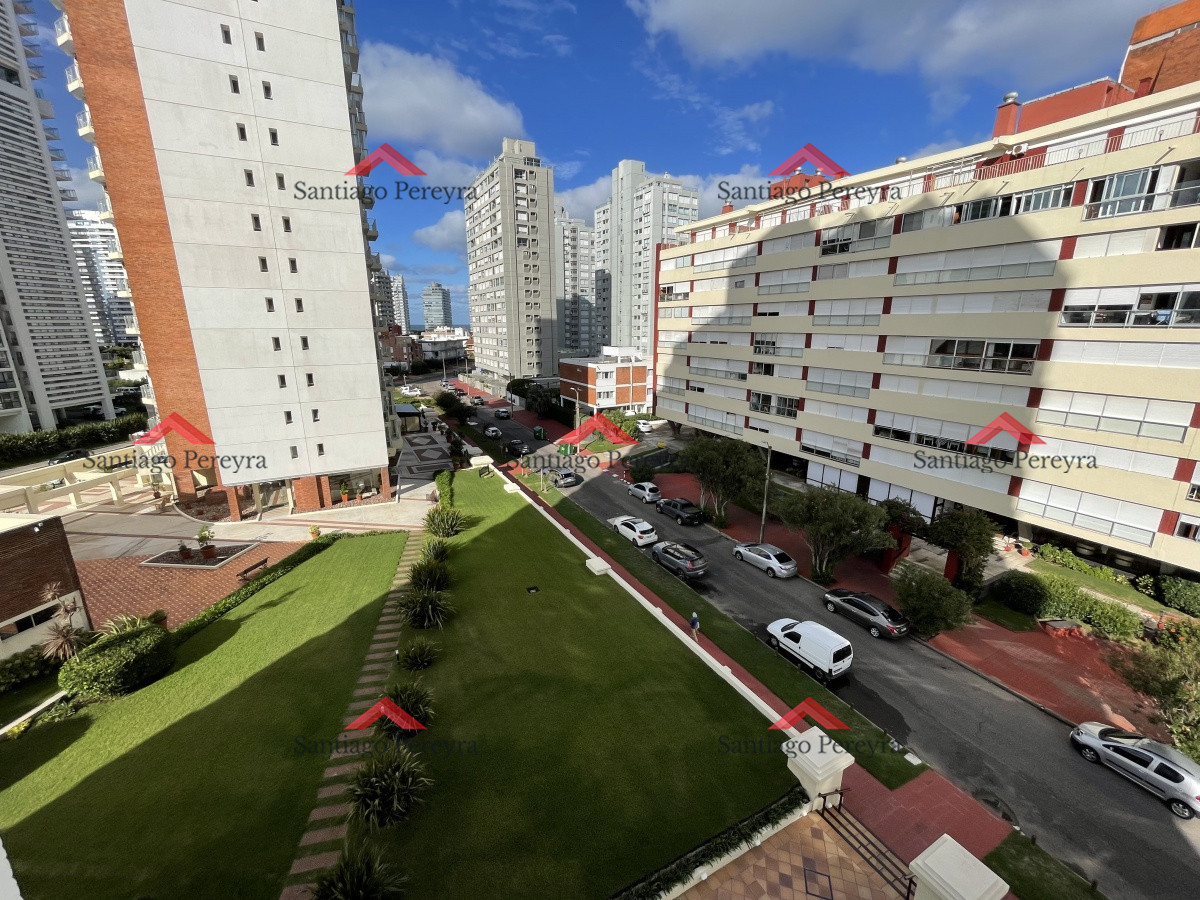 Apartamento ID.1813 - Apartamento de 1 dormitorio y medio en excelente ubicación 