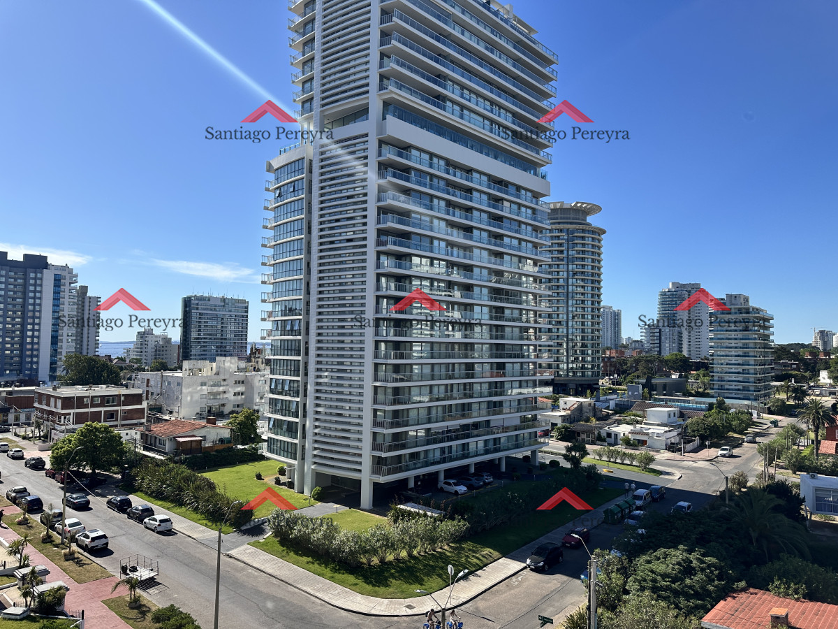 Apartamento ID.2283 - Un dormitorio con garaje y mucho sol