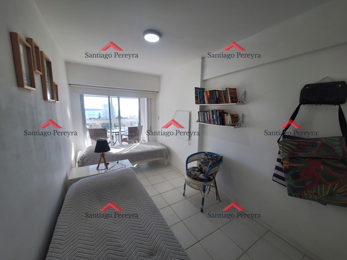 Apartamento ID.423 - Apartamento en venta de dos dormitorios con vista a playa mansa