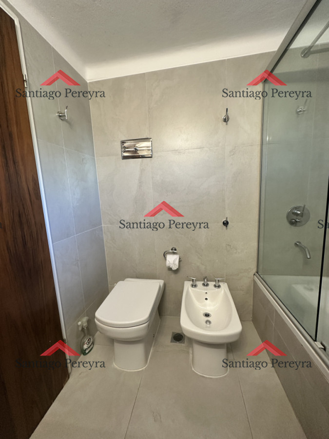 Apartamento ID.17135 - Apartamento en venta de dos dormitorios con garaje listo para entrar