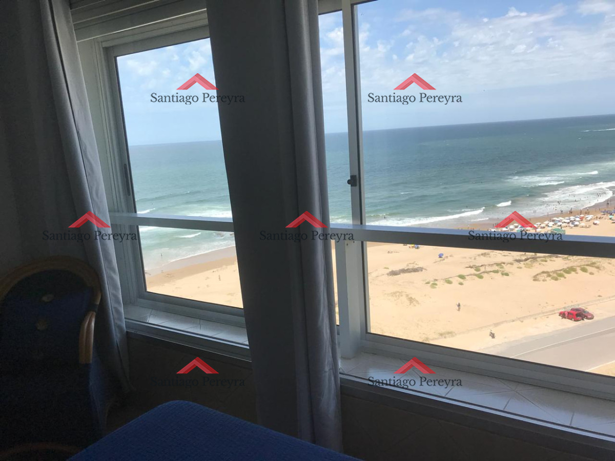 Apartamento ID.5377 - Brava, primera línea al mar