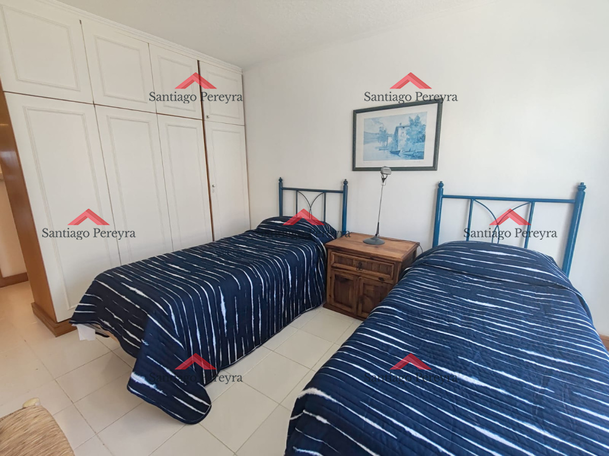 Apartamento ID.15822 - Primera linea 3 dormitorios y dependencia