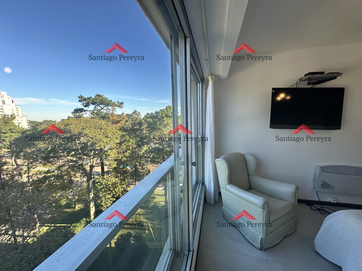 Apartamento ID.17135 - Apartamento en venta de dos dormitorios con garaje listo para entrar