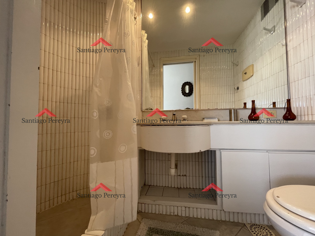 Apartamento ID.13010 - Amplio apartamento en Península con hermosa vista 