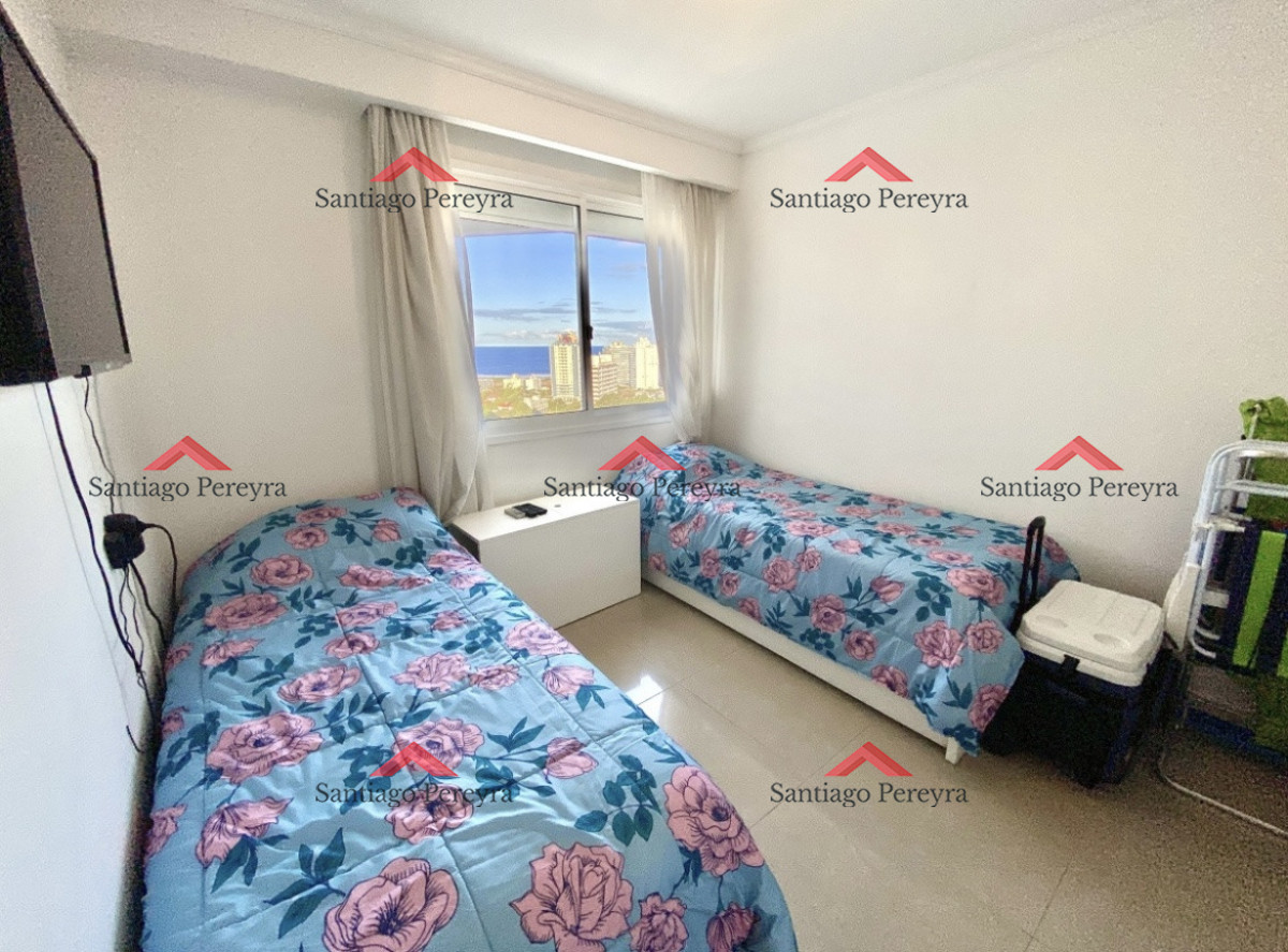 Apartamento ID.16972 - APARTAMENTO EN VENTA 2 DORMITORIOS CON PARRILLERO-CASINO TOWER