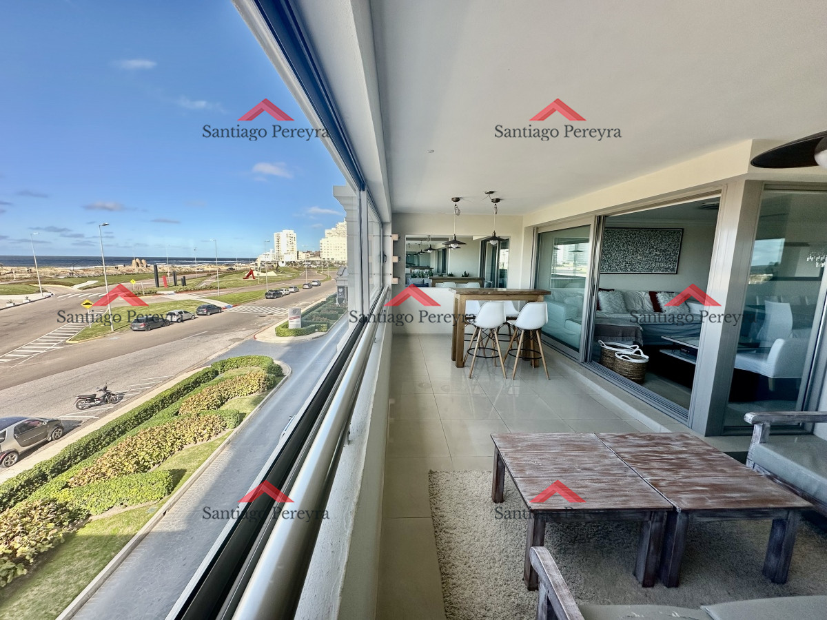 Apartamento ID.6693 - Excelente apartamento en torre de primera categoría