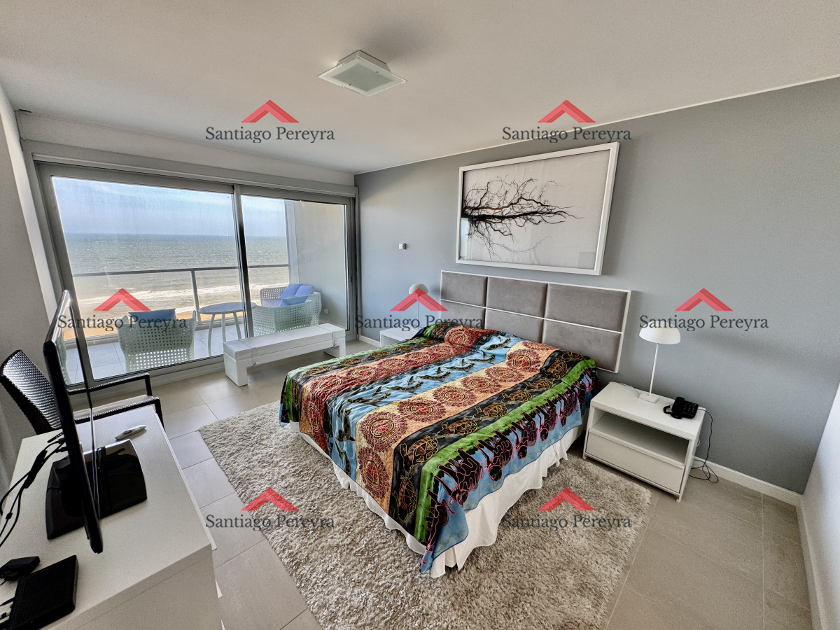 Apartamento ID.16058 - LE PARC en venta, hermosa planta de 2 dormitorios + dependencia